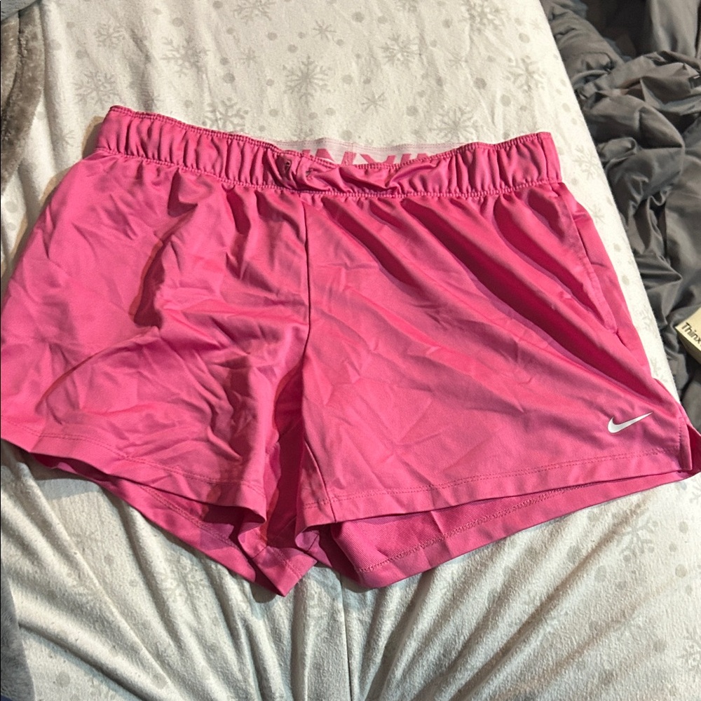 Nike Women's Vibrant Pink Athletic Shorts NO DRAWSTRING